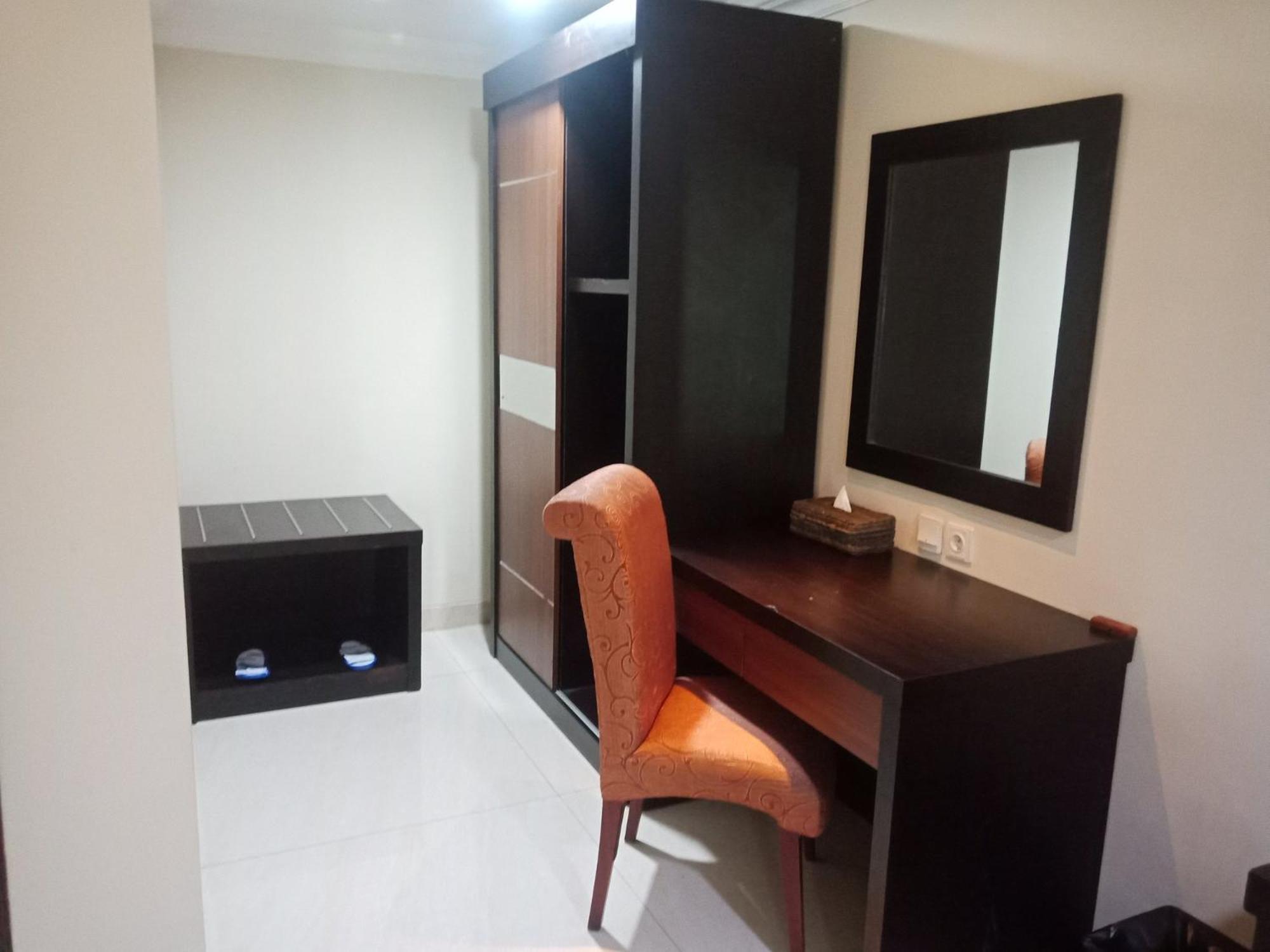Manise Hotel Ambon Extérieur photo